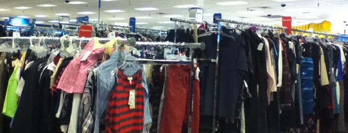 Ross Dress for Less is one of Amra’s Liked Places.