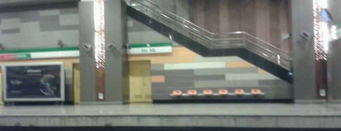 Metro del Sol is one of Metro de Santiago.