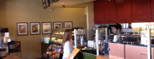 Starbucks is one of Lugares favoritos de Grant.