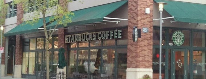 Starbucks is one of Lieux qui ont plu à Greg.