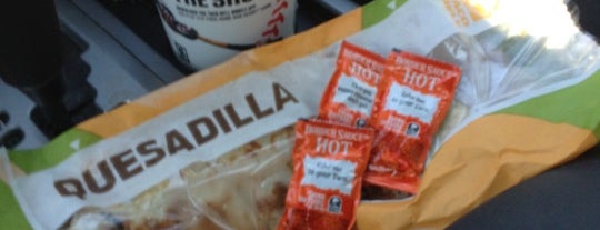 Taco Bell is one of สถานที่ที่ Rick ถูกใจ.