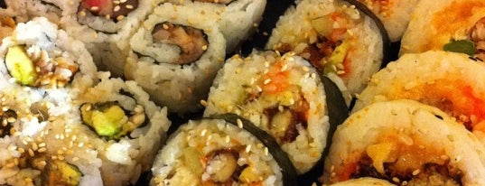 Oishii Japanese Restaurant & Sushi Bar is one of Houston Foodie List.
