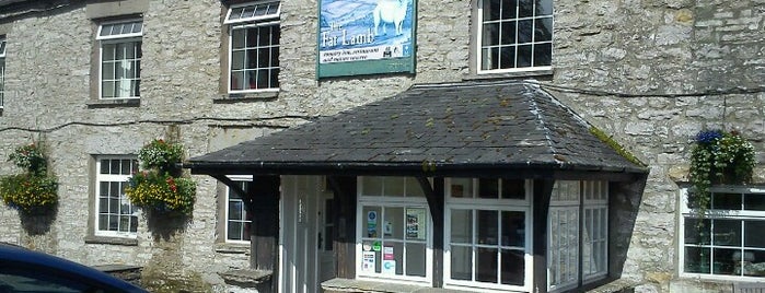 The Fat Lamb Country Inn is one of James’s Liked Places.