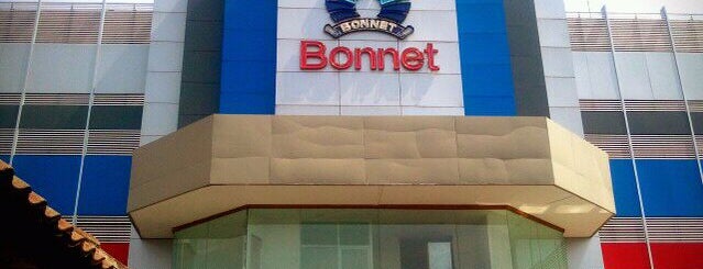Bonnet is one of Supermarket di Surabaya.