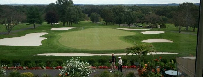 Basking Ridge Country Club is one of Toddさんのお気に入りスポット.