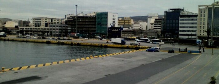 Piraeus Port is one of RAPID TOUR around the WORLD.
