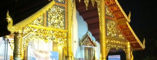 Wat Phra Singh Waramahavihan is one of Guide to the best spots Chiang Mai|เที่ยวเชียงใหม่.