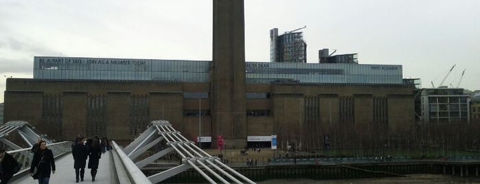 Тейт Модерн is one of STA Travel London Art Galleries.