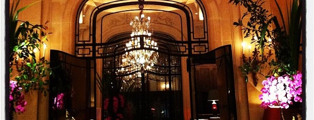 Hôtel Plaza Athénée is one of Best of World Edition part 2.