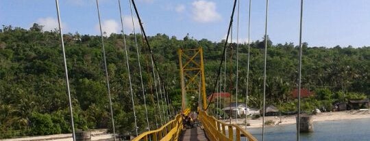 Suspension Bridge Lembongan - Ceningan is one of Place of Interest.