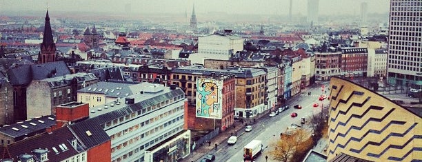 Scandic Copenhagen City is one of Tempat yang Disukai Andrey.