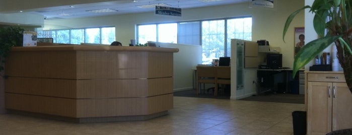 Redwood Credit Union is one of Lugares favoritos de Tammy.