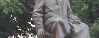 Abay Kunanbayev Monument is one of Locais curtidos por Di.