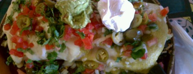 La Fogata Mexican Restaurant & Cantina - Beaverton is one of Beasil's Favorite Restaurants.
