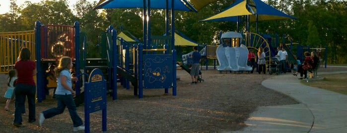 Rock Springs Park Playground is one of Tempat yang Disukai Chester.