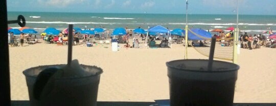 Wanna Wanna Beach Bar and Grill is one of South Padre Island.