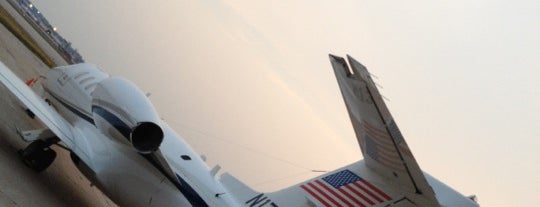 Viewing Area - General Mitchell Int'l Airport (MKE) is one of Shyloh'un Beğendiği Mekanlar.