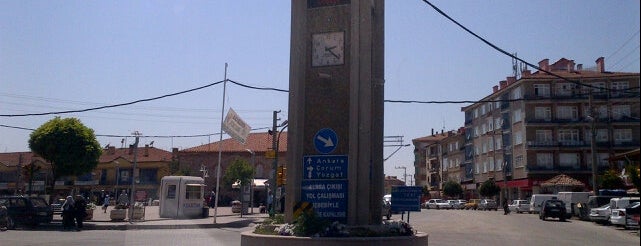 Alaca is one of Orte, die Neşe gefallen.