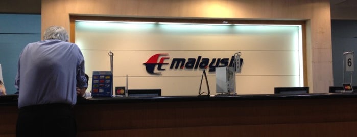 Malaysia Airlines Ticket Office is one of Top 10 dinner spots in Bandar Kinrara.