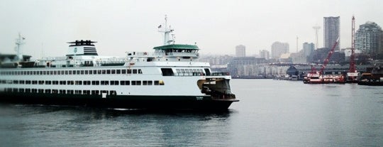 Seattle-Bremerton Ferry is one of Carlosさんのお気に入りスポット.