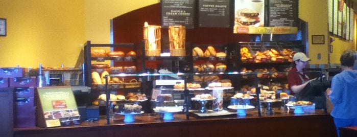 Panera Bread is one of Adamさんのお気に入りスポット.