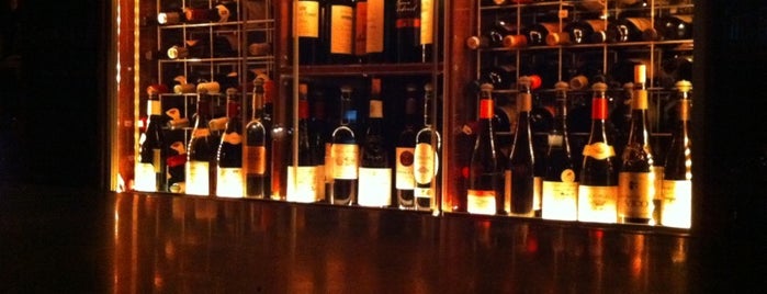 Vin Sur Vingt is one of Speakeasies, wine bars, drinking.