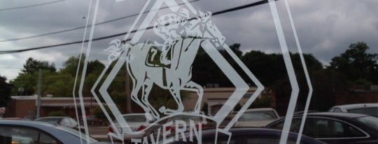 Dark Horse Tavern is one of Tempat yang Disukai Patrick.