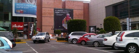 Centro Santa Fe is one of Centros comerciales predilectos.