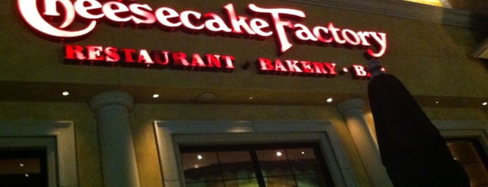 The Cheesecake Factory is one of Sugarland Top Food Places.