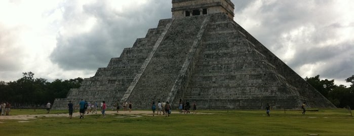 Chichén Itzá Archeological Zone is one of Man Made Wonder.