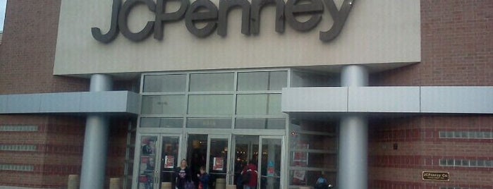 JCPenney is one of Tempat yang Disukai Richard.