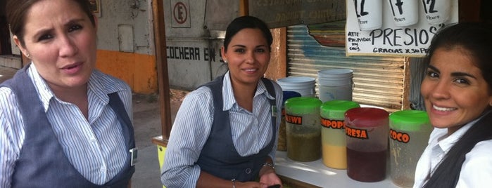 Raspados Chuy is one of สถานที่ที่บันทึกไว้ของ Kimmie.