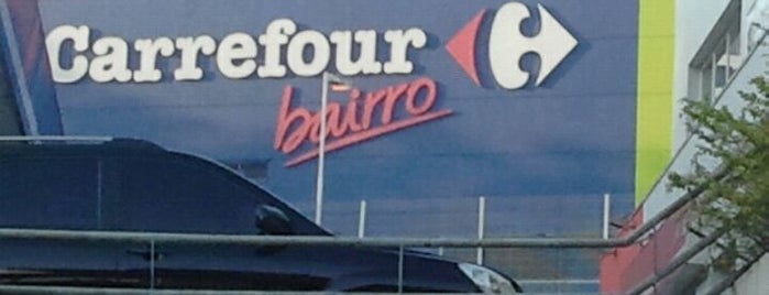Carrefour Bairro is one of Tempat yang Disukai Marcelo.