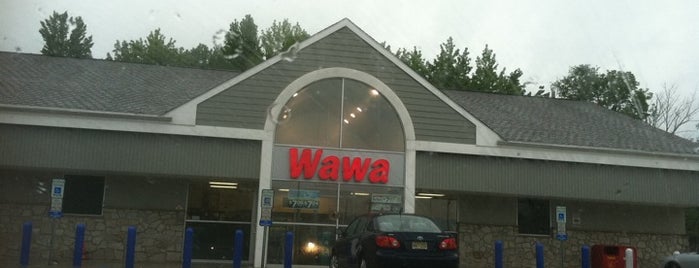 Wawa is one of Lieux qui ont plu à Lindsey.