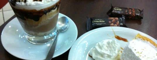 Fran's Café is one of Locais curtidos por Aline.