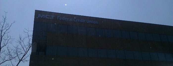 Educational Systems Federal Credit Union is one of Tempat yang Disukai Lynn.