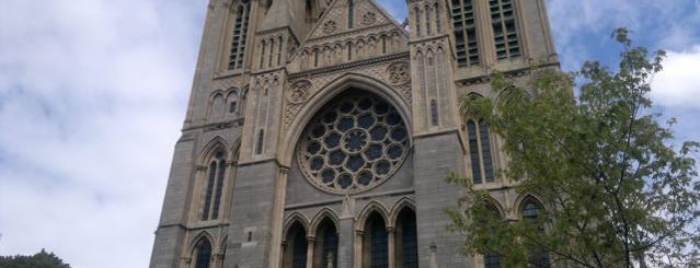 Truro Cathedral is one of Lugares favoritos de Carl.