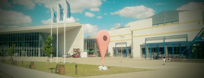 Lietuvos parodų ir kongresų centras | Lithuanian Exibition and Congress Centre (LITEXPO) is one of Locais curtidos por Eddie.