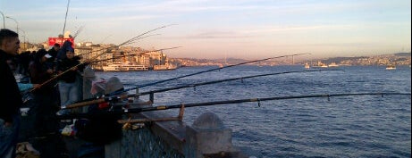 Galata Bridge is one of Kostantiniyye, Estambul, İstanbul.