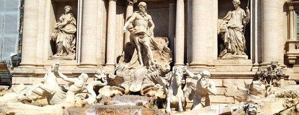 Trevi-Brunnen is one of Rome.