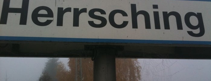 Bahnhof Herrsching is one of S8 München / Munich.