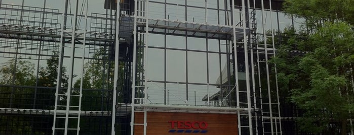 Tesco Head Office is one of Tempat yang Disukai Lea.
