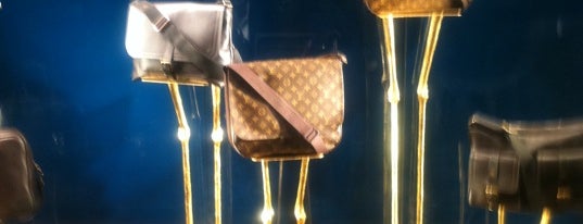 Louis Vuitton is one of My Italy Trip'11.