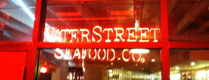 Water Street Seafood Co. is one of Orte, die Andrea gefallen.