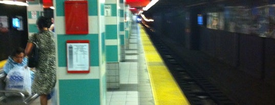 SEPTA MFL/BRS 8th Street Station / PATCO 8th & Market Station is one of Ride the PATCO Speedline!.