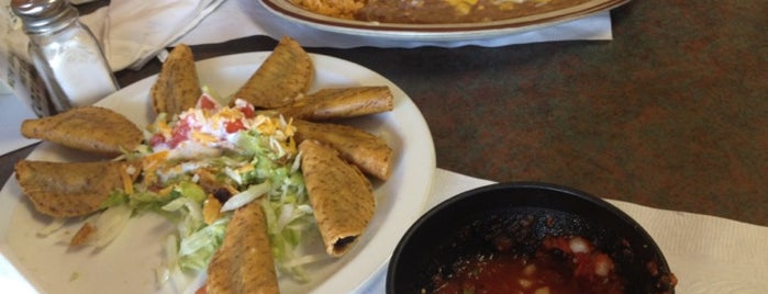 Cozumel Mexican Restaurant is one of Dianna'nın Beğendiği Mekanlar.
