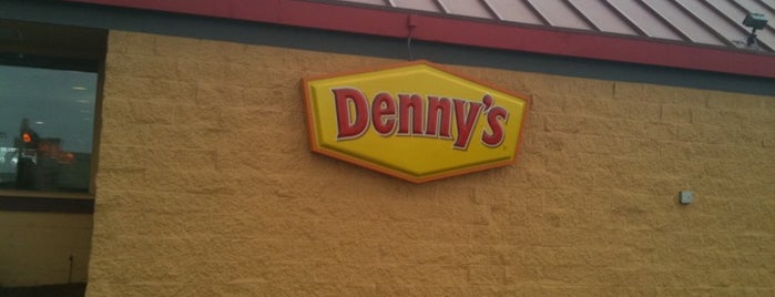 Denny's is one of Shamika : понравившиеся места.