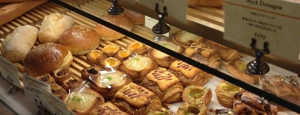 breadworks is one of Delicious bakeries in Tokyo / 東京の美味しいパン屋.