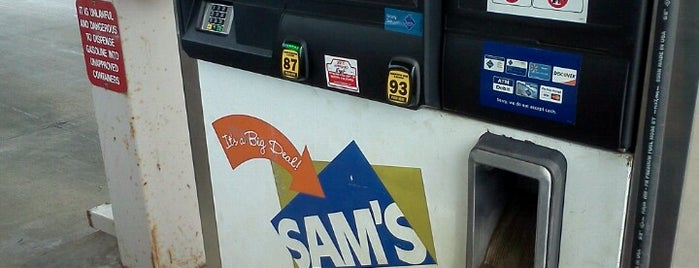 Sam's Club Gas is one of Orte, die Joshua gefallen.
