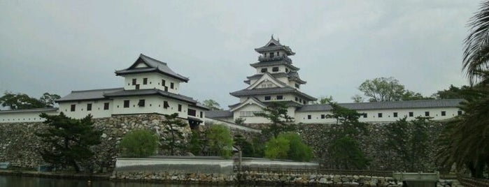 Imabari Castle is one of 日本100名城.